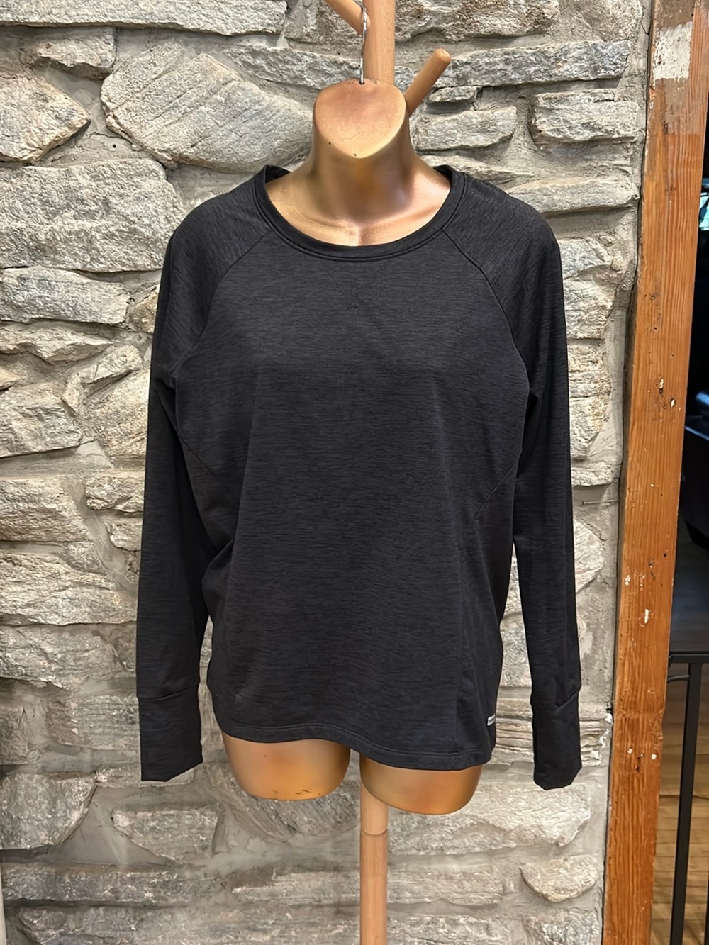 Women's Long Sleeve Crew Sweatshirt